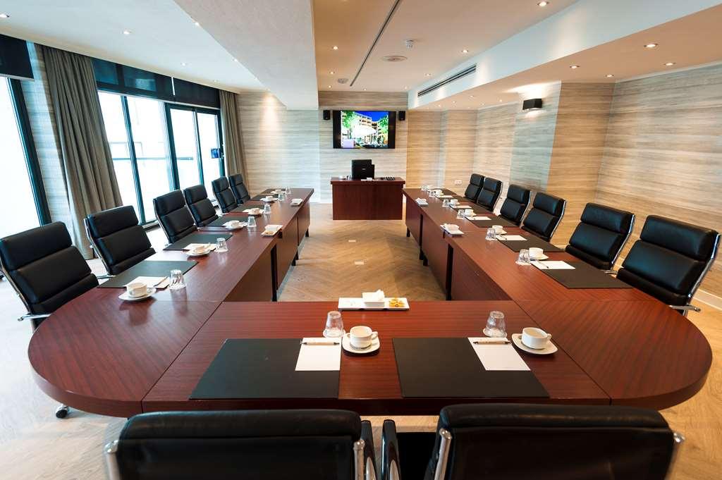 Van Der Valk Theaterhotel Almelo Facilidades foto