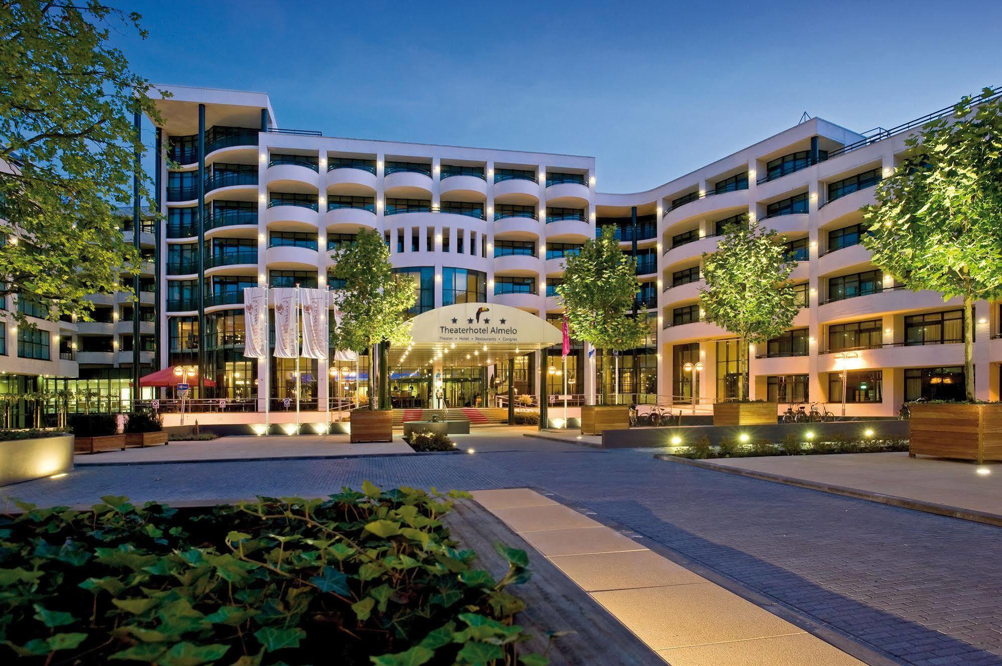 Van Der Valk Theaterhotel Almelo Exterior foto